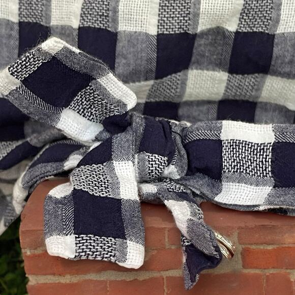 Maddie Navy Blue and White Gingam Front Tie Pull-over Blouse Size Large Summer  - Picture 2 of 11